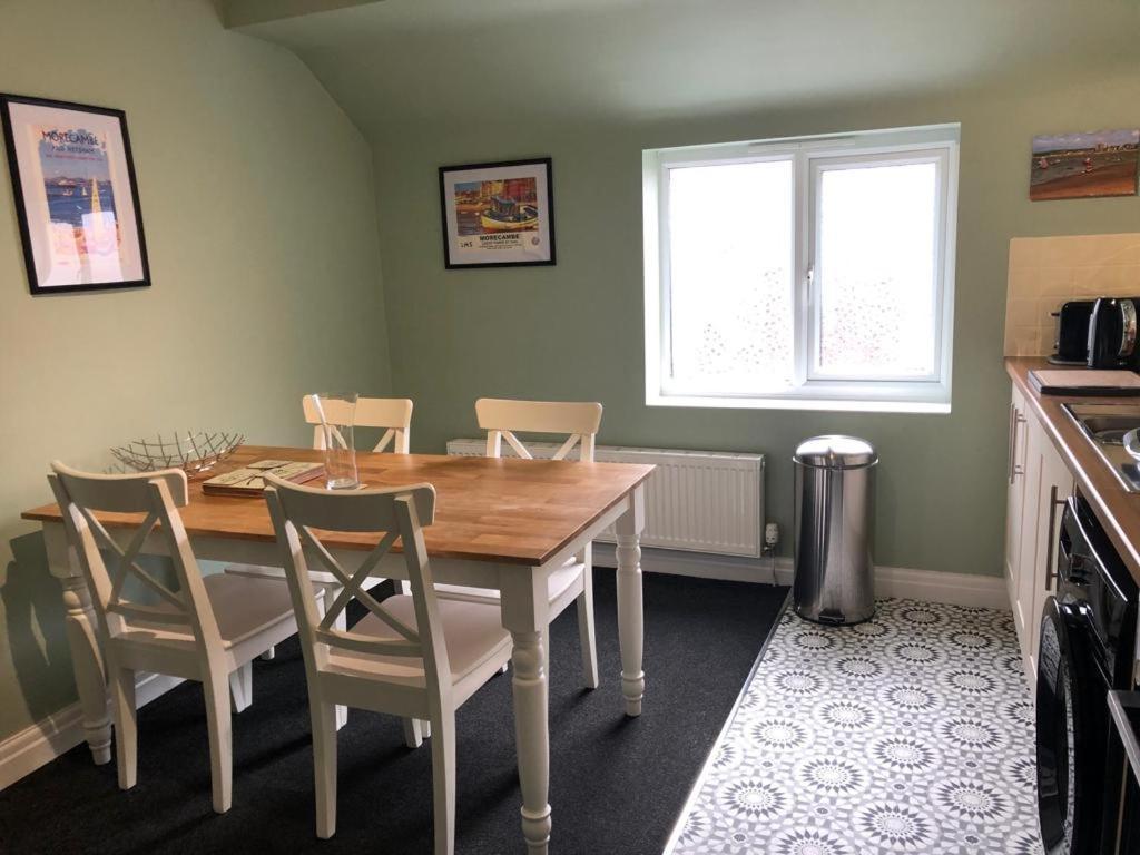 Bare Village Holiday Apartment Morecambe Dış mekan fotoğraf
